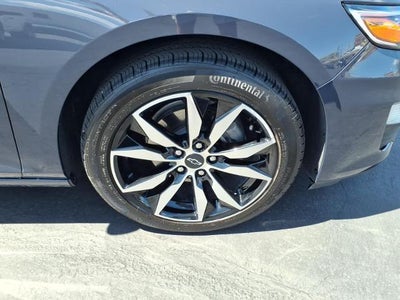 2025 Chevrolet Malibu RS