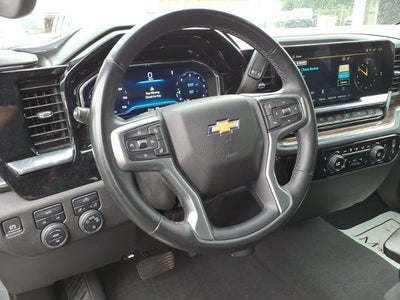 2023 Chevrolet Silverado 1500 Crew Cab Short Box 4-Wheel Drive LT 2FL