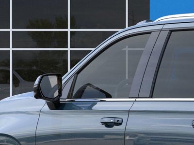 2025 Chevrolet Suburban LT