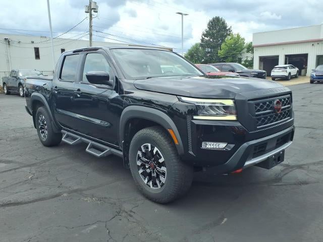 2023 Nissan Frontier Crew Cab 4x4 PRO-4X Auto