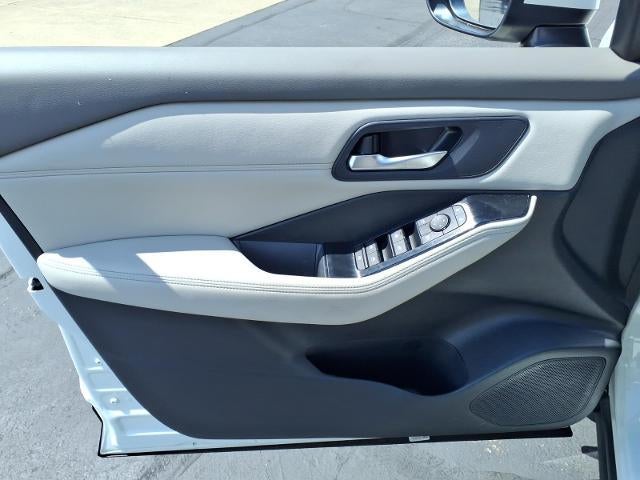 2023 Nissan Rogue AWD SV *Ltd Avail*