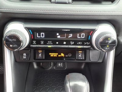 2019 Toyota RAV4 XLE AWD (Natl)