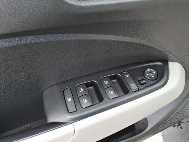 2023 Hyundai Venue Limited IVT