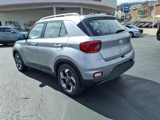 2023 Hyundai Venue Limited IVT
