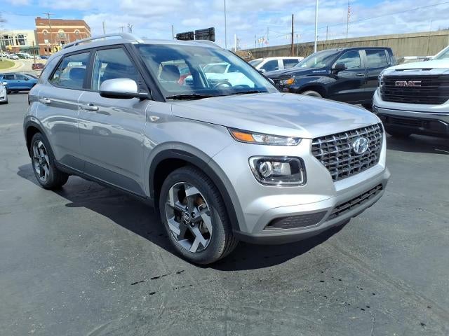 2023 Hyundai Venue Limited IVT